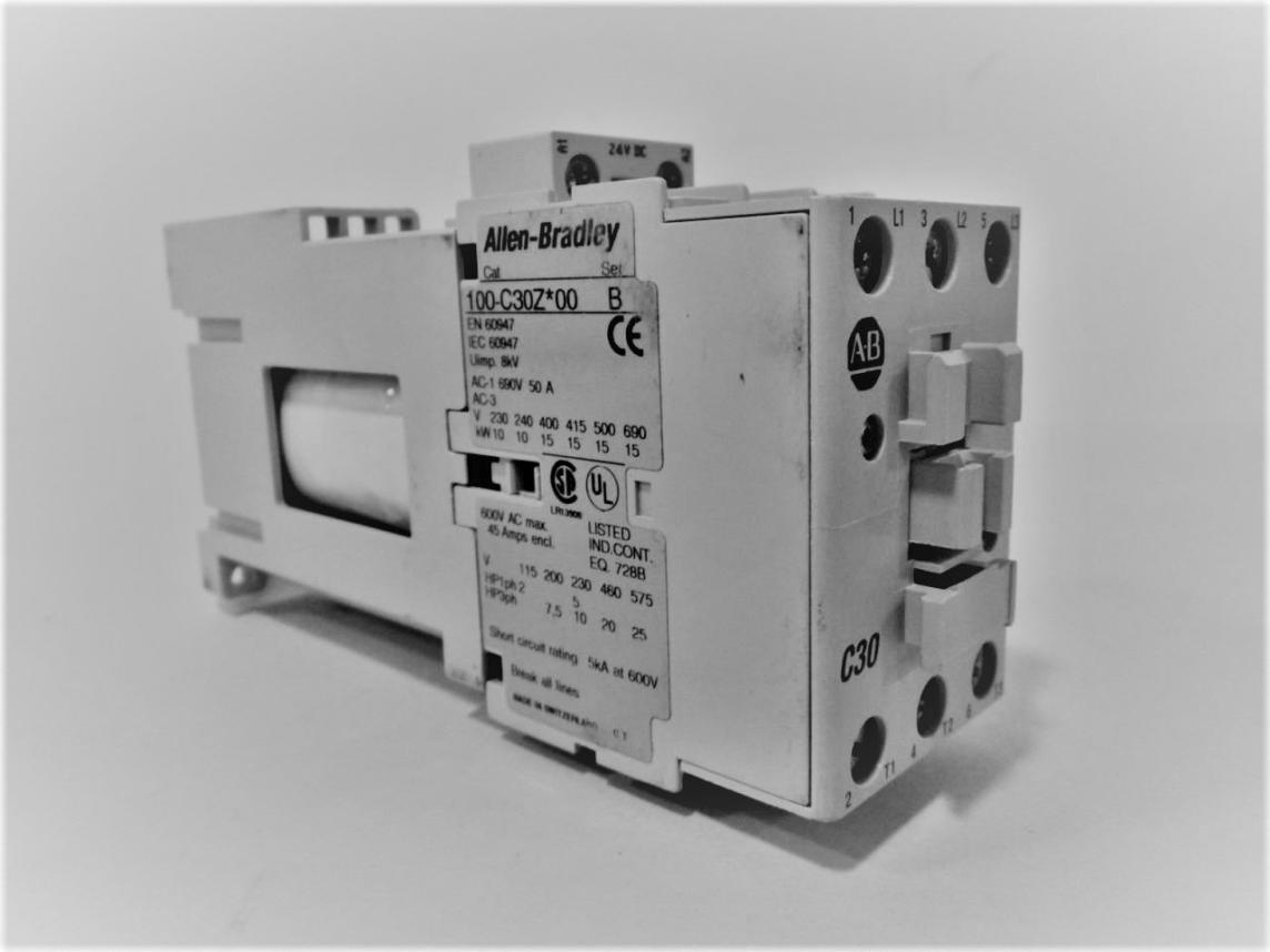 CONTACTOR DE POTENCIA // 100-C30ZJ10