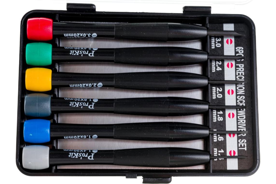 8PK-2062 SET DE DESTORNILLADORES // 8PK-2062