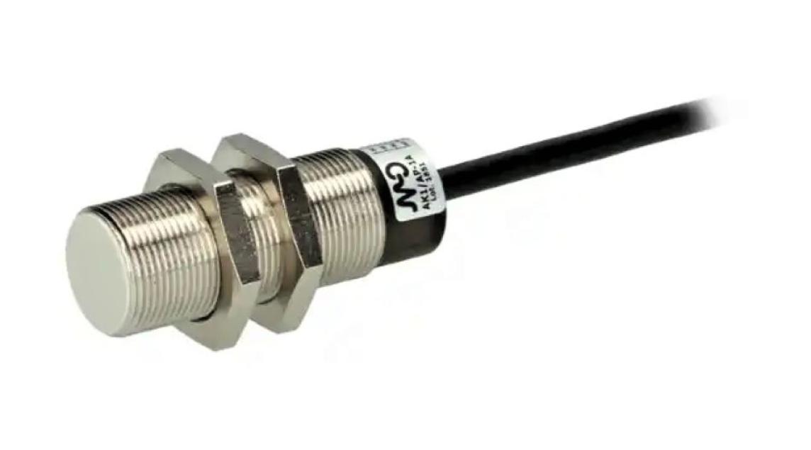 INDUCTIVO M18 // AK1-CN-1A 