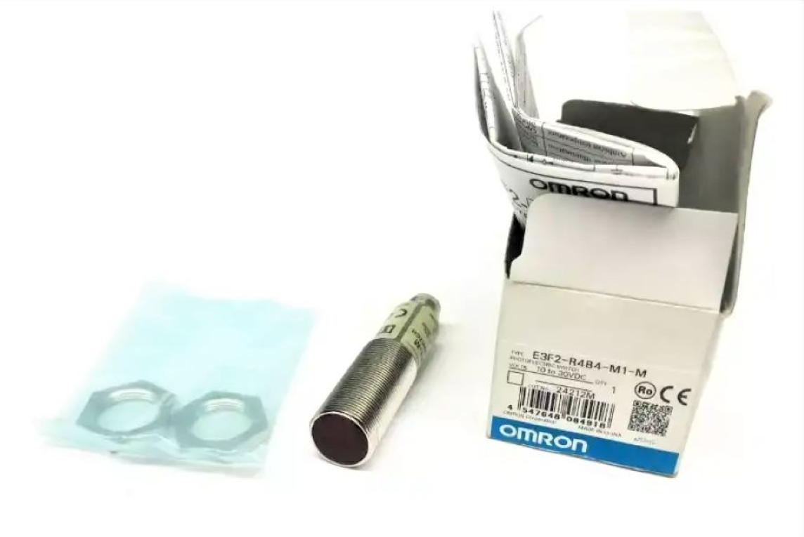 OPTICOS M18 // E3F2-R4B4-M1-M