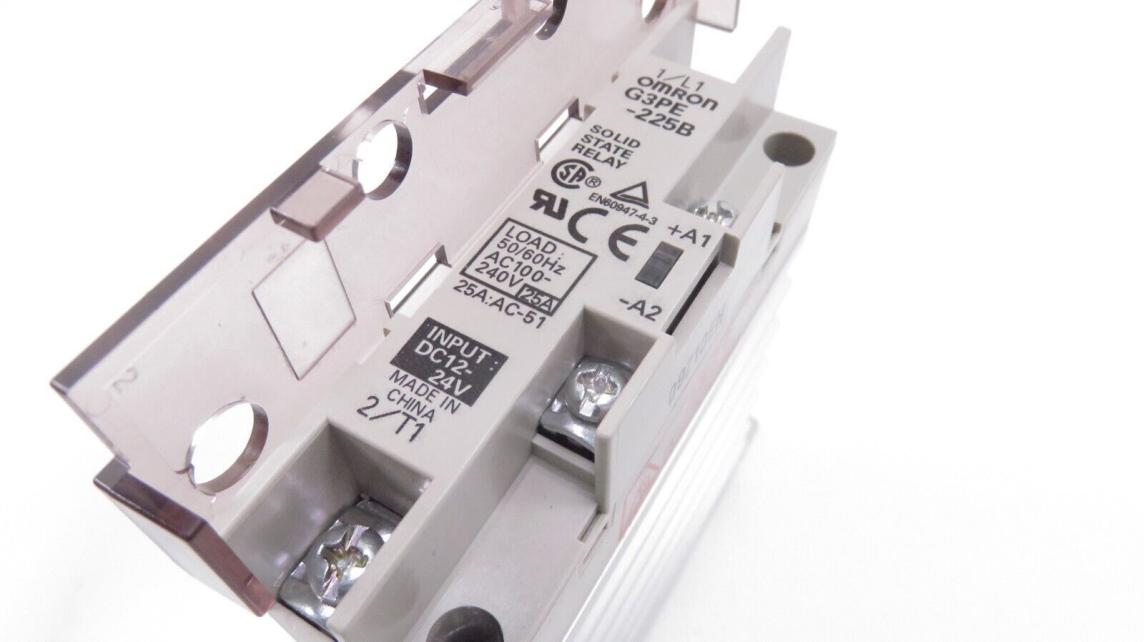 RELE ESTADO SOLIDO // G3PE-225B 