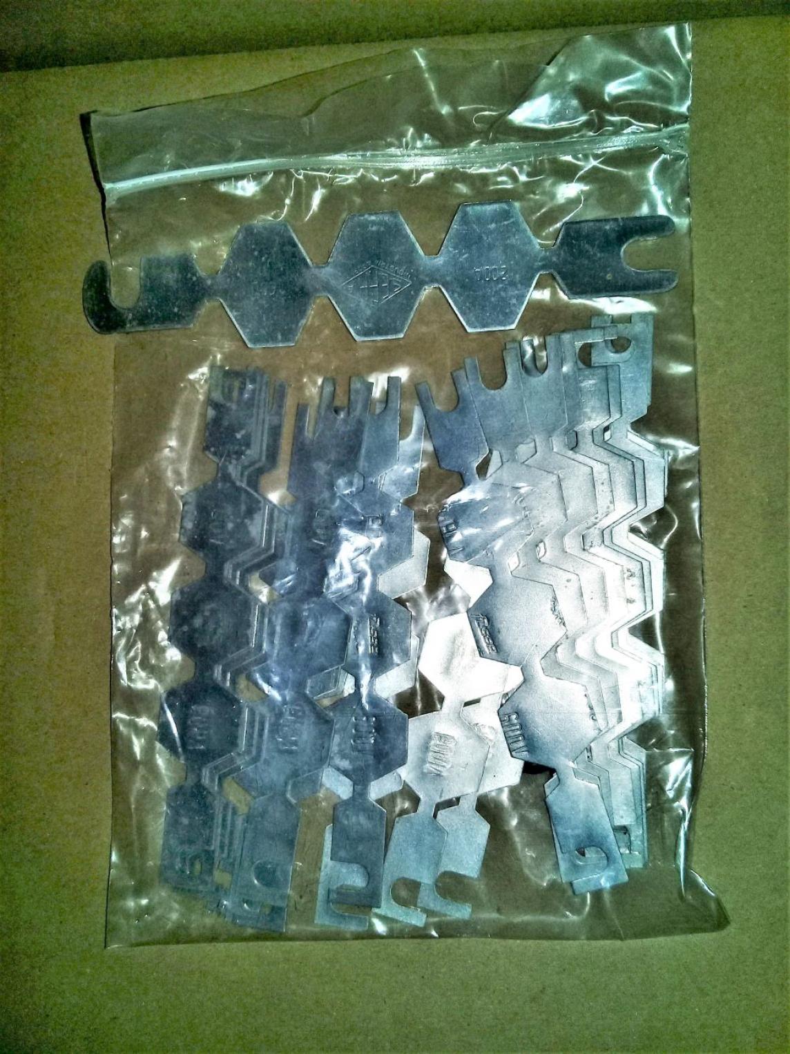 LAMINAS P. FUSIBLES // LF-200-600