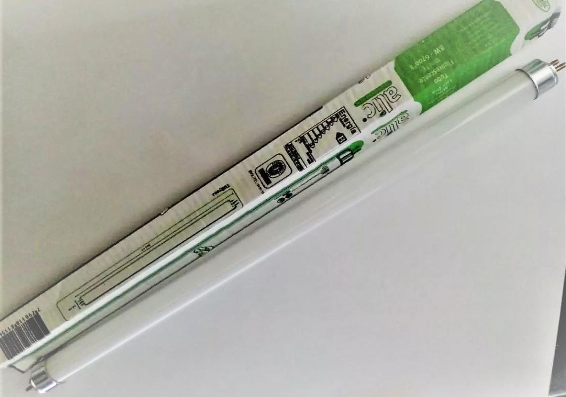 MINI TUBO 8 W // MT2016