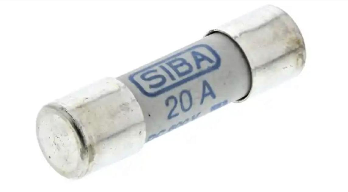 FUSIBLE // URZ-20A-600V_PACKX3U