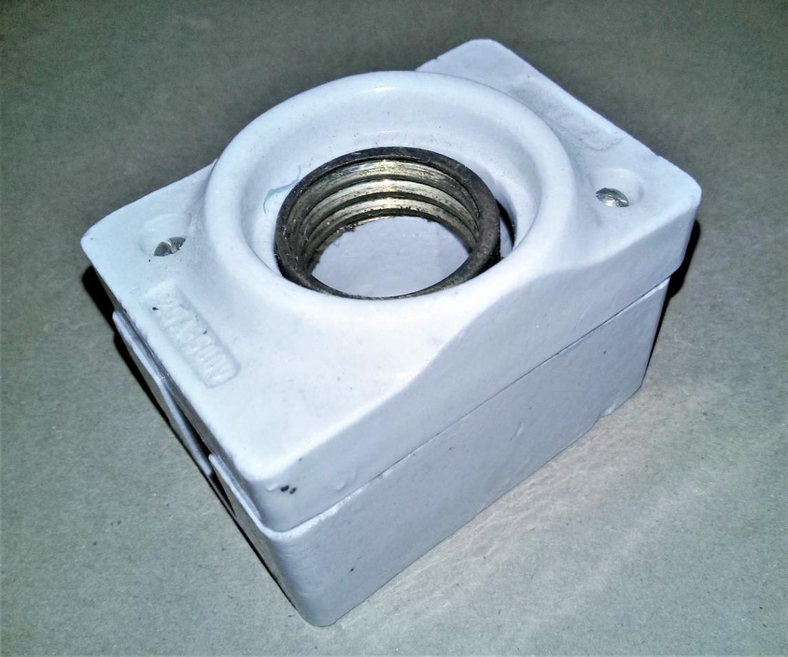 BASE PORTAFUSIBLE // UZ-25A_PACKX2U