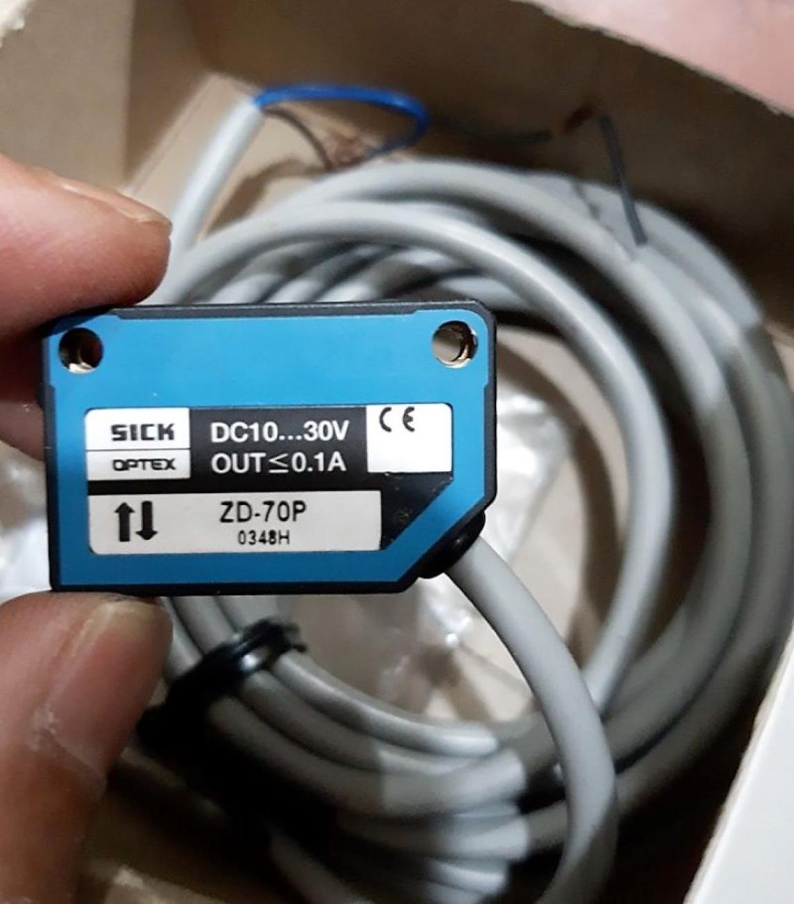 OPTICO RECTANGULAR // ZD-70P