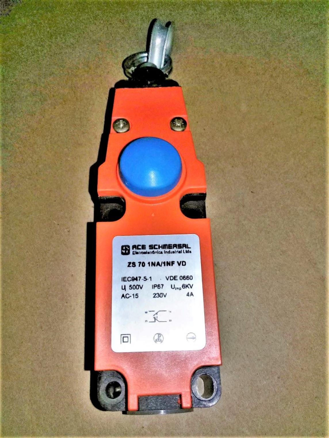 INTERRUPTOR DE TIRO // ZS 70