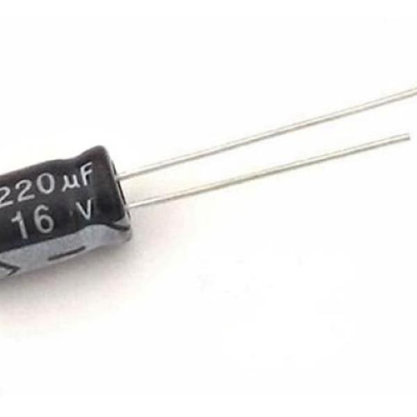 ELECTROLITICO // CE-220X16