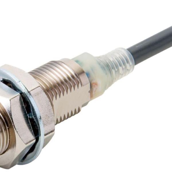 INDUCTIVO M12 // E2E-X3D1-N