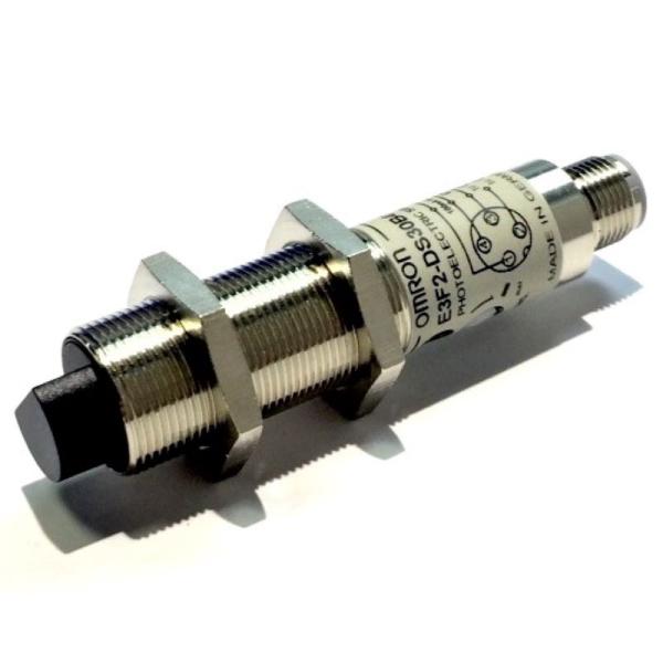 OPTICOS M18 // E3F2-DS30B41-M1- M