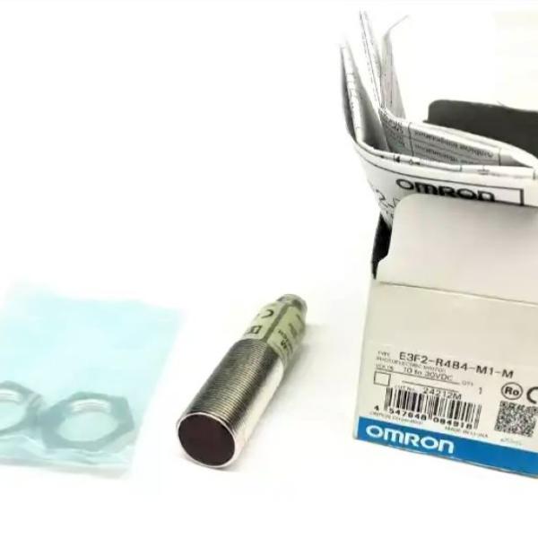 OPTICOS M18 // E3F2-R4B4-M1-M