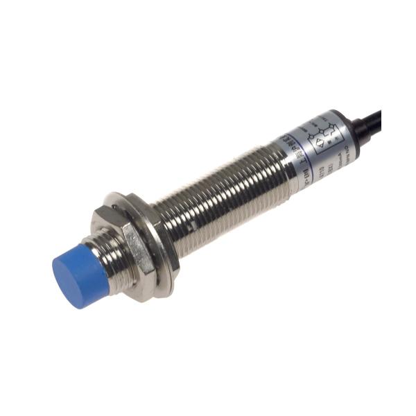 INDUCTIVO M8 // IS07