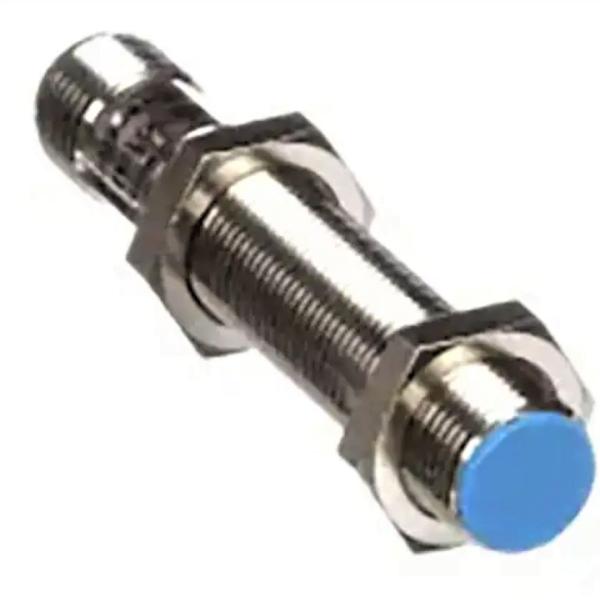 INDUCTIVO M12 // IS79DK