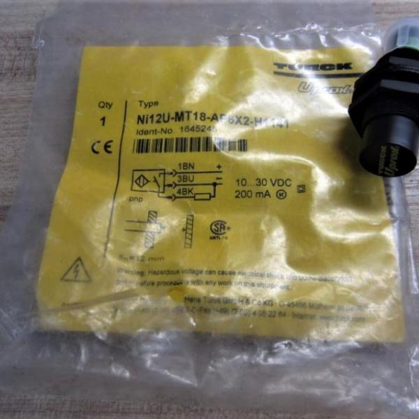 INDUCTIVO M18 // NI12U-MT18-AP6X-H1141