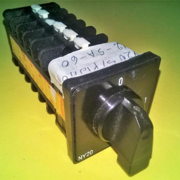 SELECTORA // NY20-42-5A-60