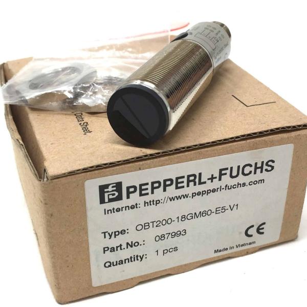 OPTICOS M18 // OBT200-18GM60-E5-V1