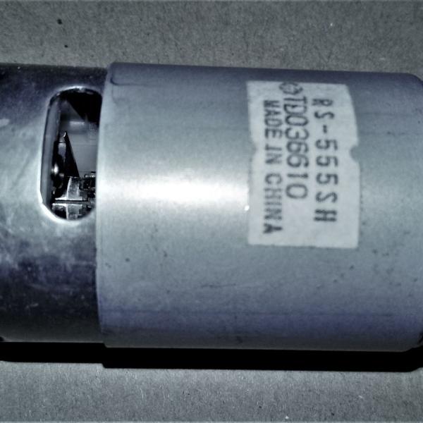 MOTOR  PASO-PASO // RS-555SH-TD036610
