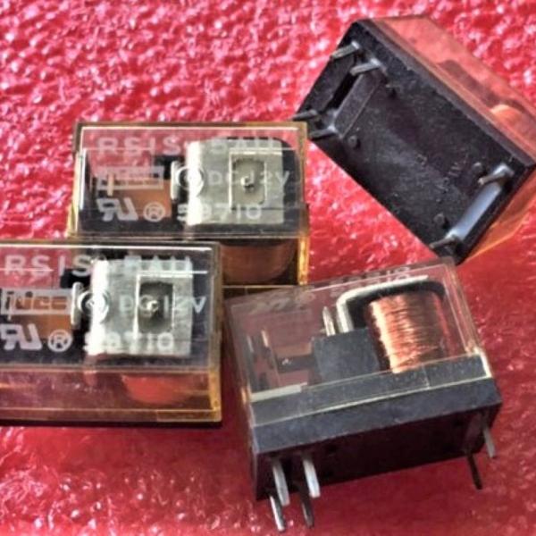 MINI RELES ENCHUFABLES // RSIS-5UA DC12V