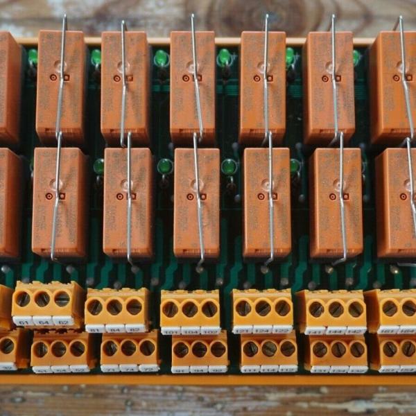 MINI RELES ENCHUFABLES // RSM16 C-1RT-H-V