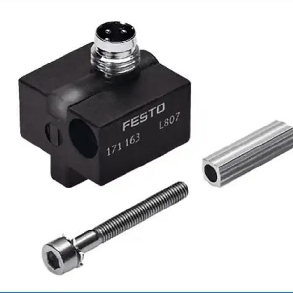 MAGNETICO // SMEO-8E-M12-LED-24