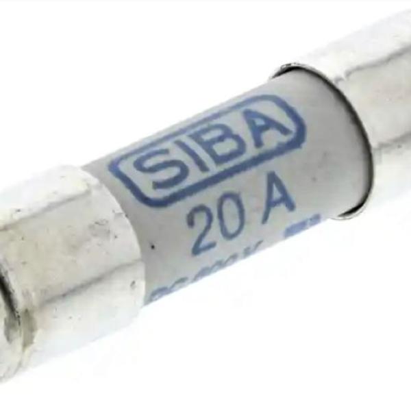 FUSIBLE // URZ-20A-600V_PACKX3U